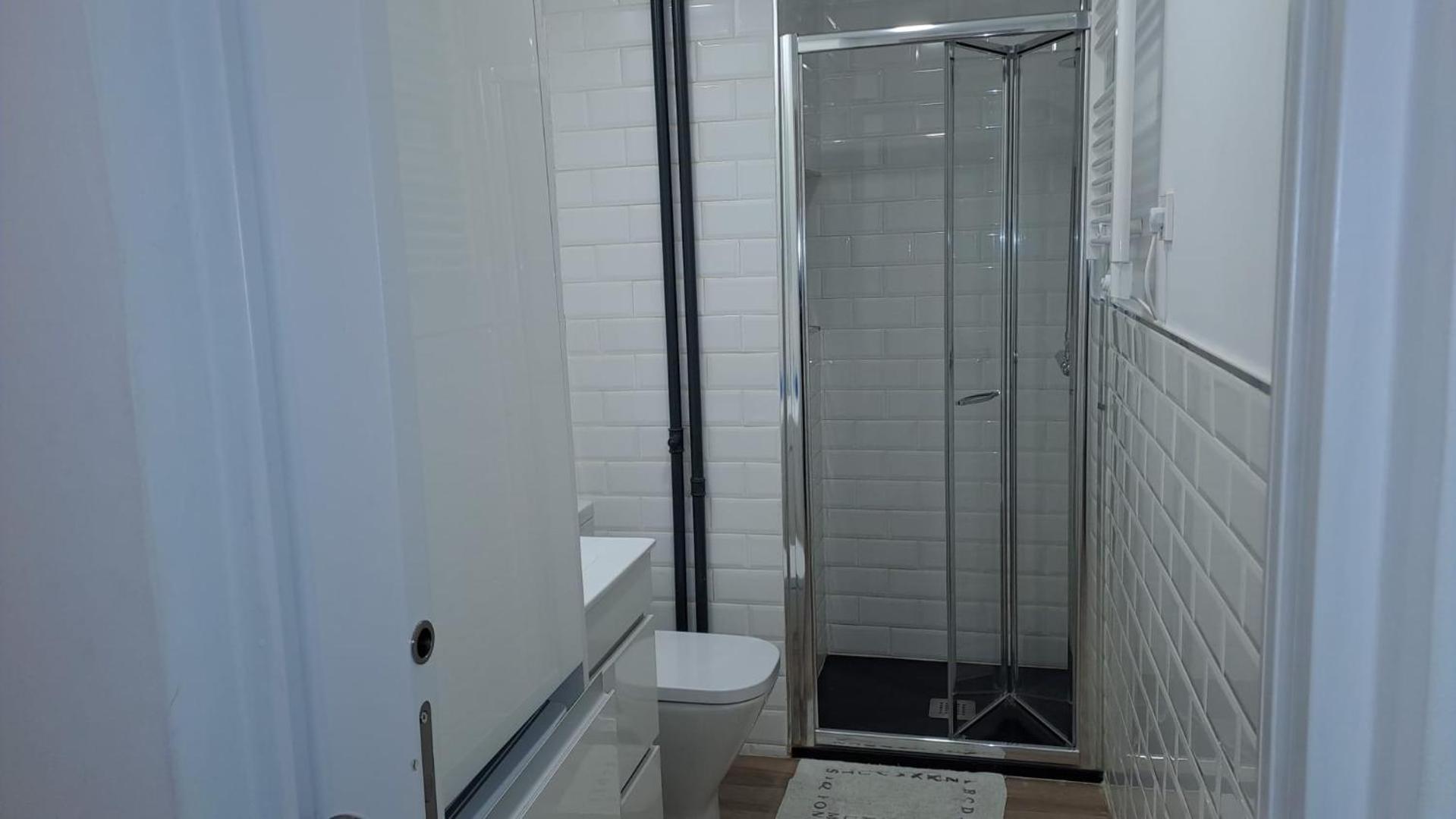 Appartamento Nuevo Refugio En Los Bajos De Moncloa! *